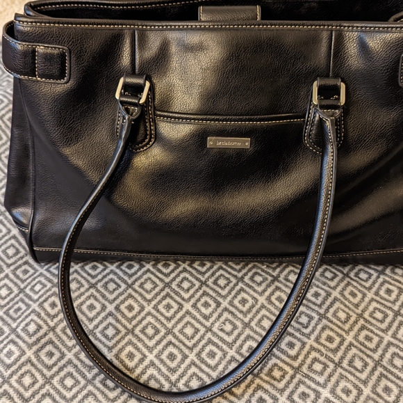 Liz Claiborne satchel - Picture 3 of 6